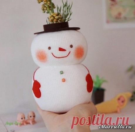 Снеговик - органайзер из носка и бутылки. Мастер-класс