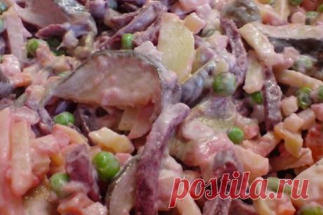 Салат "Росолье" с маринованными грибами