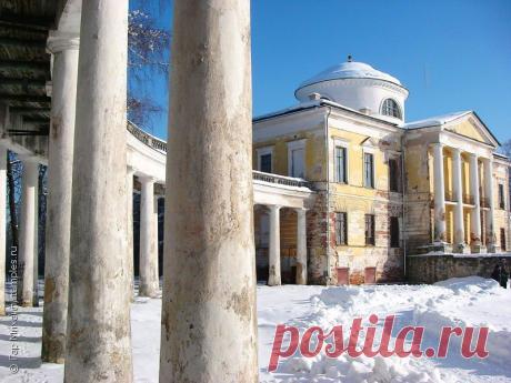 Тверская область Торжокский район Раёк Усадьба Знаменское-Раёк Церковь Иконы Божией Матери Знамение Фотография