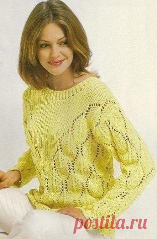 Пуловер с V-образной кокеткой Пуловер с V-образной кокеткойПуловер с V-образной кокеткой красив узором вне нее.Простота кокетки подчеркивает ажурность остального пуловера.