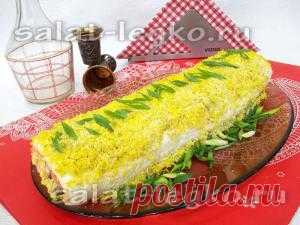 Салат мимоза, рецепт с консервой и сыром