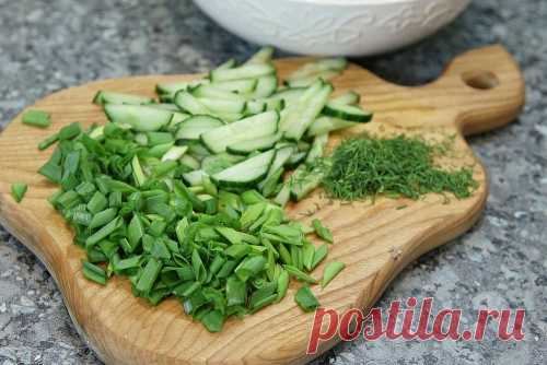 Салат с рисом и огурцом / Меню недели