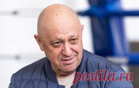 Пригожин заявил, что ЧВК &quot;Вагнер&quot; разворачивает колонны и уходит обратно в полевые лагеря. Глава ЧВК отметил, что понимает &quot;всю ответственность&quot; за то, что могла быть &quot;пролита русская кровь с одной из сторон&quot;