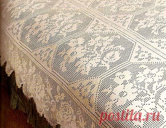 Филейное покрывало. Цветочный узор Филейное покрывало. Цветочный узор. Схема вязания крючком