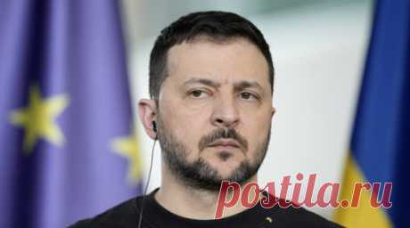 Журналист Шустер: у Зеленского наблюдаются признаки физического истощения. У Владимира Зеленского наблюдаются признаки физического истощения, сообщил его биограф Саймон Шустер со ссылкой на людей, близких к главе киевского режима. Читать далее