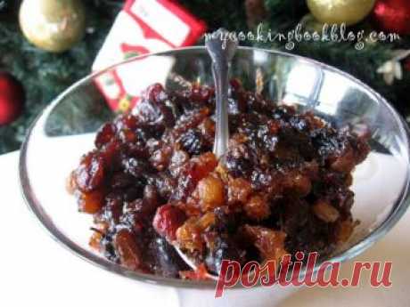 Как се прави Mincemeat или ароматна плънка с ябълки и сухи плодове