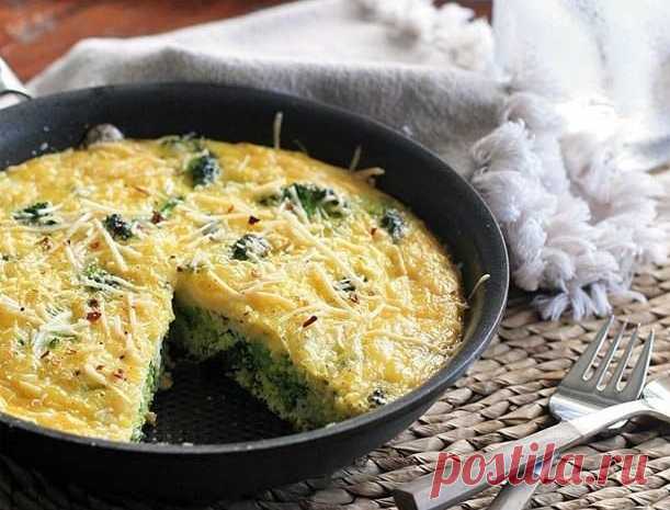 Не знаете, что бы такого вкусненького приготовить? Сделайте омлет с брокколи и сыром Вкусный и полезный завтрак!