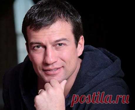 Актер Андрей Чернышов
