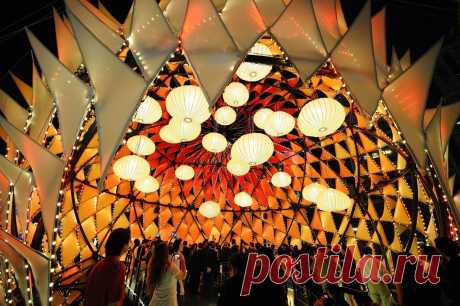 Павильон Золотой Луны в Гонконге - Путешествуем вместе