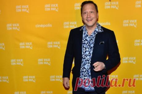 Актер Роб Шнайдер отменил поездку в Канаду из-за чествования там нациста. Артист осудил власти Канады и украинского президента, заявив, что поведение лидеров двух стран было «за гранью дозволенного».