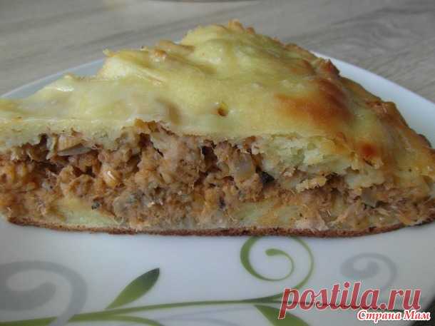 Пирог заливной с мясом сома. Всем привет.  Заливные пироги пользуются популярностью... со временем рецепт теста изменяется...