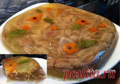 СТУДЕНЬ ИЗ КУРИЦЫ | Банк кулинарных рецептов
