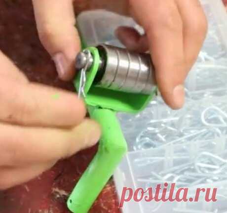 Миниатюрная вага на колесиках для перемещения мебели | мастеровой | Яндекс Дзен