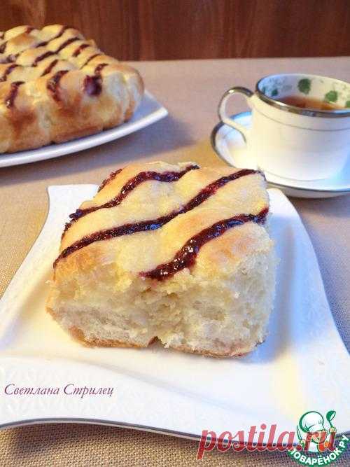 Пирог со сливочным творожным сыром.