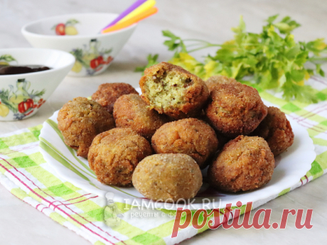 Фалафель из чечевицы — рецепт с фото Рецепт очень вкусных пряных шариков из измельчённой зеленой чечевицы. С хрустящей корочкой и нежной мякотью. Жарим во фритюре.