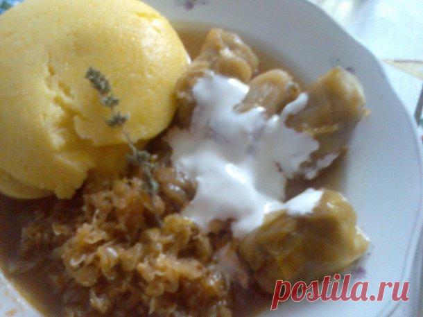 Sarmalute dobrogene in oala de lut