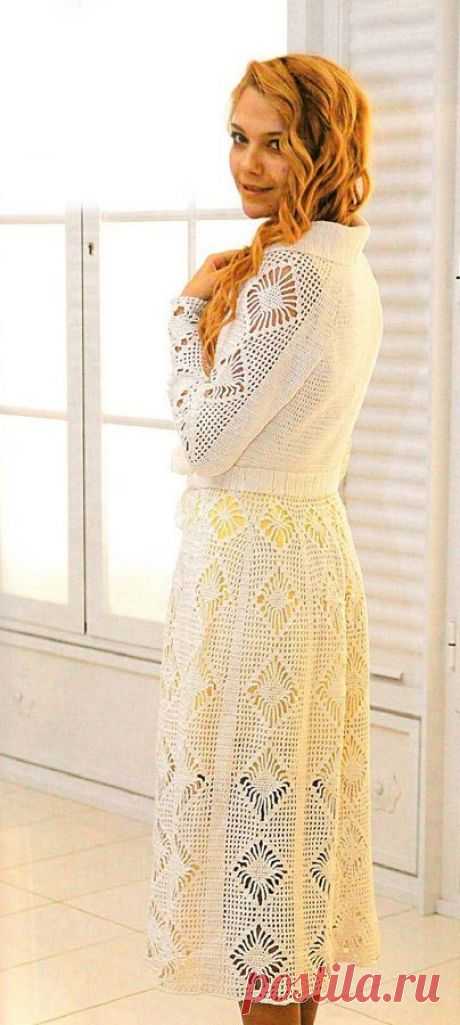 Пальто с ажурным узором «паучки» крючком - Lilia Vignan