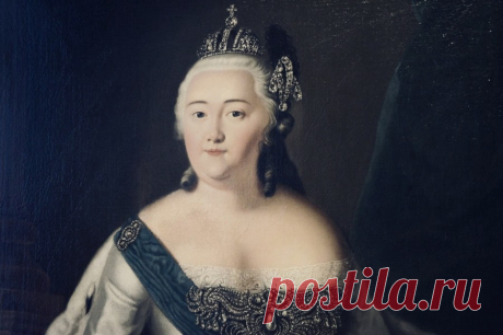 32 интересных факта о Екатерине II Великой Екатерина II Великая считается одной из самых выдающихся правительниц России. Западные философы, называвшие ее «Семирамидой Севера», восхищались ее мудростью, любовью к знаниям, искусствам и просвещению.