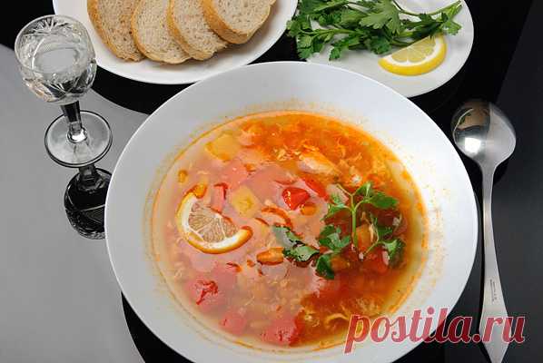 Острый рыбный суп с венгерским акцентом — Фактор Вкуса