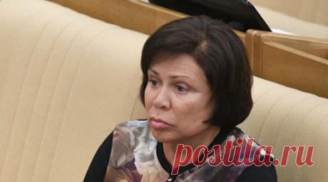 Роднина — о переходе фигуристов в другие сборные: правила должны чётко исполняться. Трёхкратная олимпийская чемпионка Ирина Роднина поддержала идею исполняющего обязанности президента Федерации фигурного катания на коньках России (ФФККР) Антона Сихарулидзе об ужесточении правил по смене спортивного гражданства. Читать далее