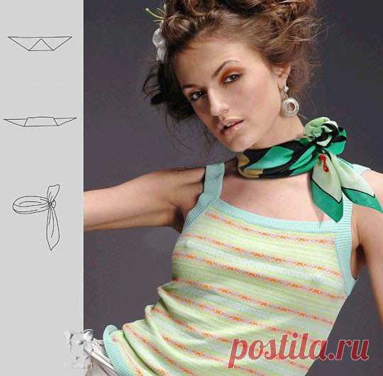 Платок-каре. Утилита на все случаи жизни.