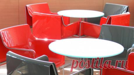 Красные стулья для кухни в интерьере | flqu.ru - квартирный вопрос. Блог о дизайне, ремонте