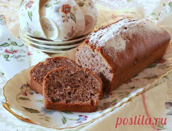 Кекс с финиками и грецкими орехами.