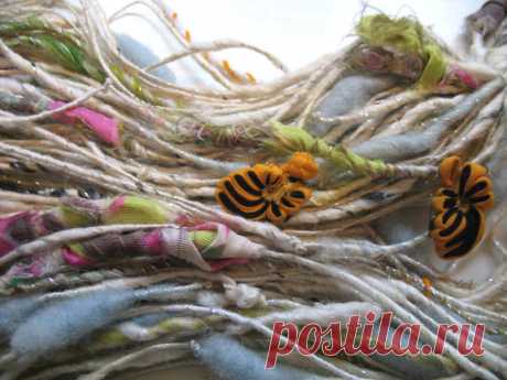 handspun yarn work in progress GEISHA