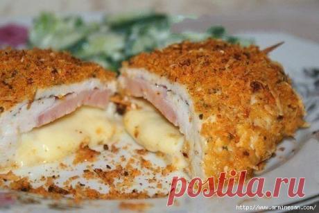 Шницель из куриной грудки &quot;Кордон блю&quot;.