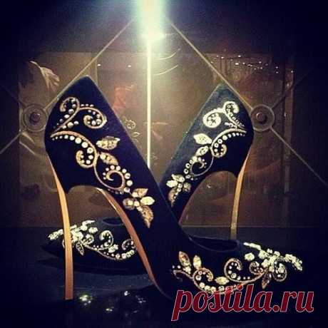 Найдено на сайте shopstyle.com.