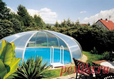 Бассейн у дома