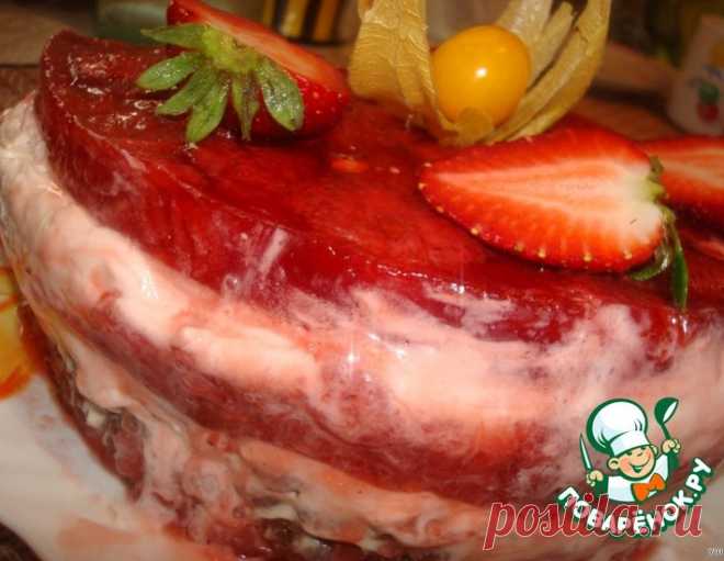 Сметанный торт-суфле с клубникой – кулинарный рецепт
