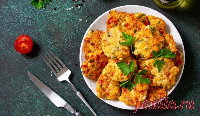 Рубленые куриные котлеты с сыром и болгарским перцем