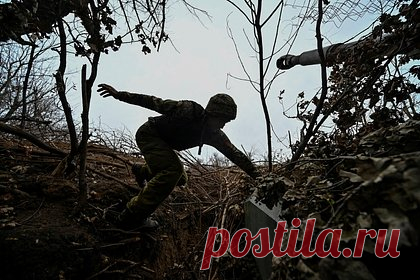 Названы последствия враждебности Германии и Франции для ВСУ. Враждебность Германии и Франции препятствует созданию фонда вооружений Европейского союза (ЕС) для помощи Украине. «Публичная ссора Франции и Германии по поводу военной поддержки Украины обостряет аргументы в пользу задержки соглашения о выделении 5 миллиардов евро в фонд ЕС для поставок вооружений», — отмечает FT.