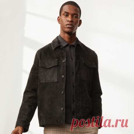 Встречайте наши актуальные мужские новинки! Стильные весенние куртки-рубашки, выполненные в природных тонах, уже в продаже в наших магазинах и онлайн. Выбирайте понравившиеся вам модели прямо сейчас. 💥 #HMMan