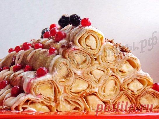 Торт из блинчиков. Блинный торт с бананом