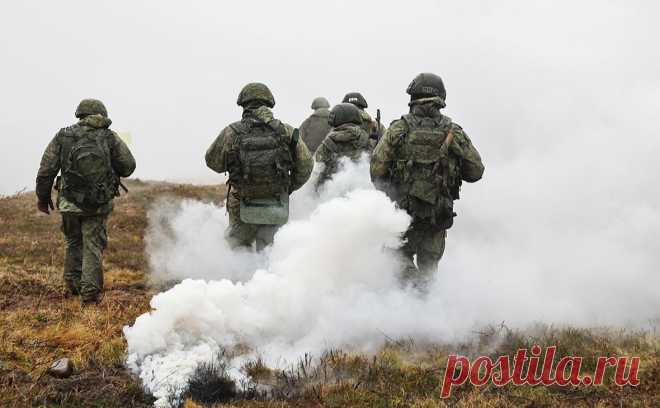 У банков возникли проблемы с проверкой заявок на мобилизационные каникулы. Большинство банков пока верят заемщикам на слово в том, что им положена отсрочка по кредитам из-за участия в военной операции на Украине. Новый механизм проверки заявителей и возможность отменить каникулы заработает с 23 ноября