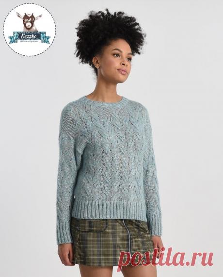 Свитер с разнонаправленными жгутами (схема узора)