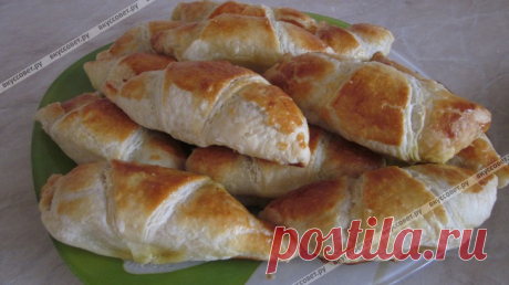 Слоеные рогалики с рыбой - хрустящая румяная корочка теста и нежная сочная рыбка внутри! | Четыре вкуса