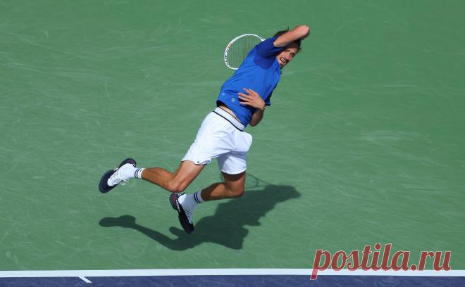 Даниил Медведев вышел в полуфинал «Мастерса» в Индиан-Уэллсе. В полуфинале россиянин сыграет с американцем Томми Полом, который в другом четвертьфинальном матче обыграл норвежца Каспера Рууда