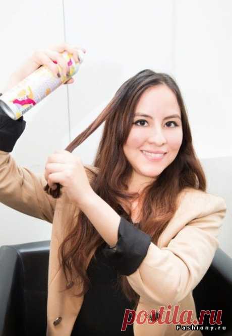 Используйте укладочные средства ДО того, как закрутить локон. Под воздействием тепла, его эффективность увеличиться в разы.