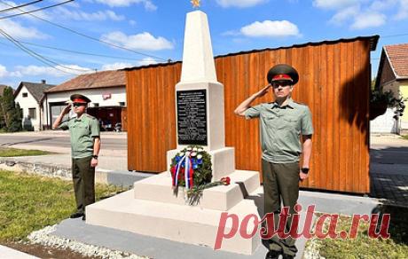 В венгерской области Ноград после реставрации открылись два советских воинских мемориала. Впервые были также увековечены имена 25 советских воинов, погибших при освобождении Венгрии от фашизма в 1944 году