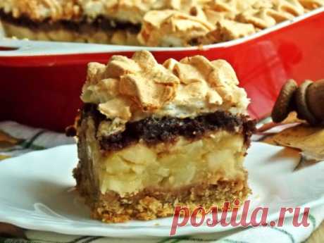 Пирог с яблоками в духовке