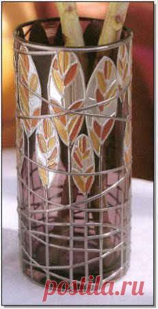 Мастер-класс росписи стекла. Ваза, украшенная металлом