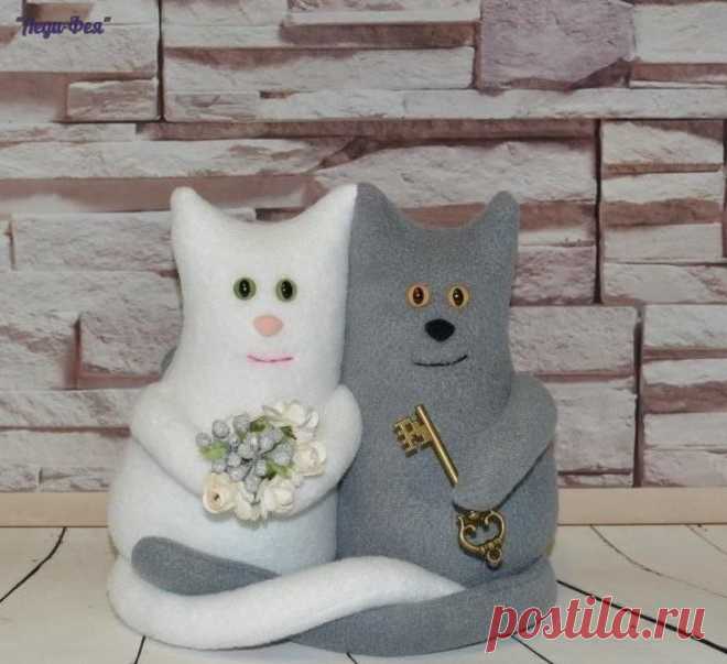 #ПоделкиДляДома

Неразлучные киски!