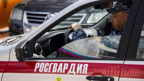 Житель Новокузнецка пугал прохожих боевой гранатой
