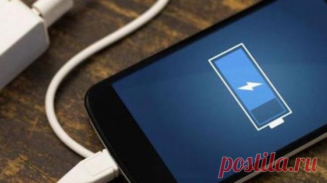 Почему нельзя заряжать телефон по ночам