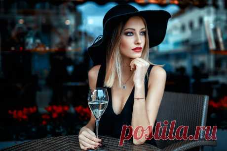 Elegance / 500px