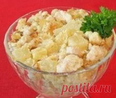 Несложные салатики на каждый день
Итак, очень простые и очень вкусные салаты!
Салат "Поющие в терновнике"
1. Упаковку помидорок черри нарезаем половинками.
2. Листья салата нарезаем средними полосочками.
3. Луковицу режем полукольцами.
4. На крупной терке натераем немного, любого сыра.
Солим и заправляем маслом или майонезом (по вкусу).
Салат "Черри Чиз"
1. Помидоры Черри режем на 4 части.
2. На крупной терке трем сыр.
3. Мелко режем зеленый лук.
4. На четыре части нарезаем маслины.
5. Запр