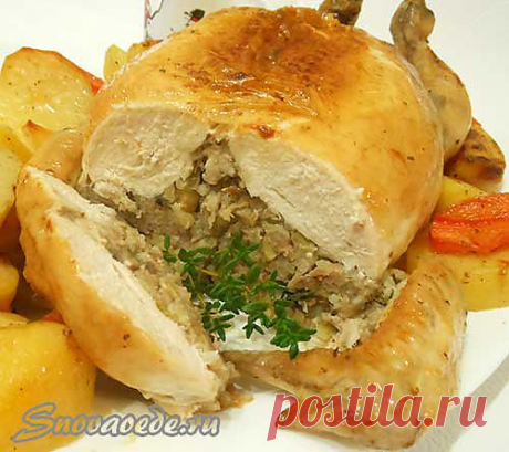 Фаршированная курица, запеченная в духовке (без костей).